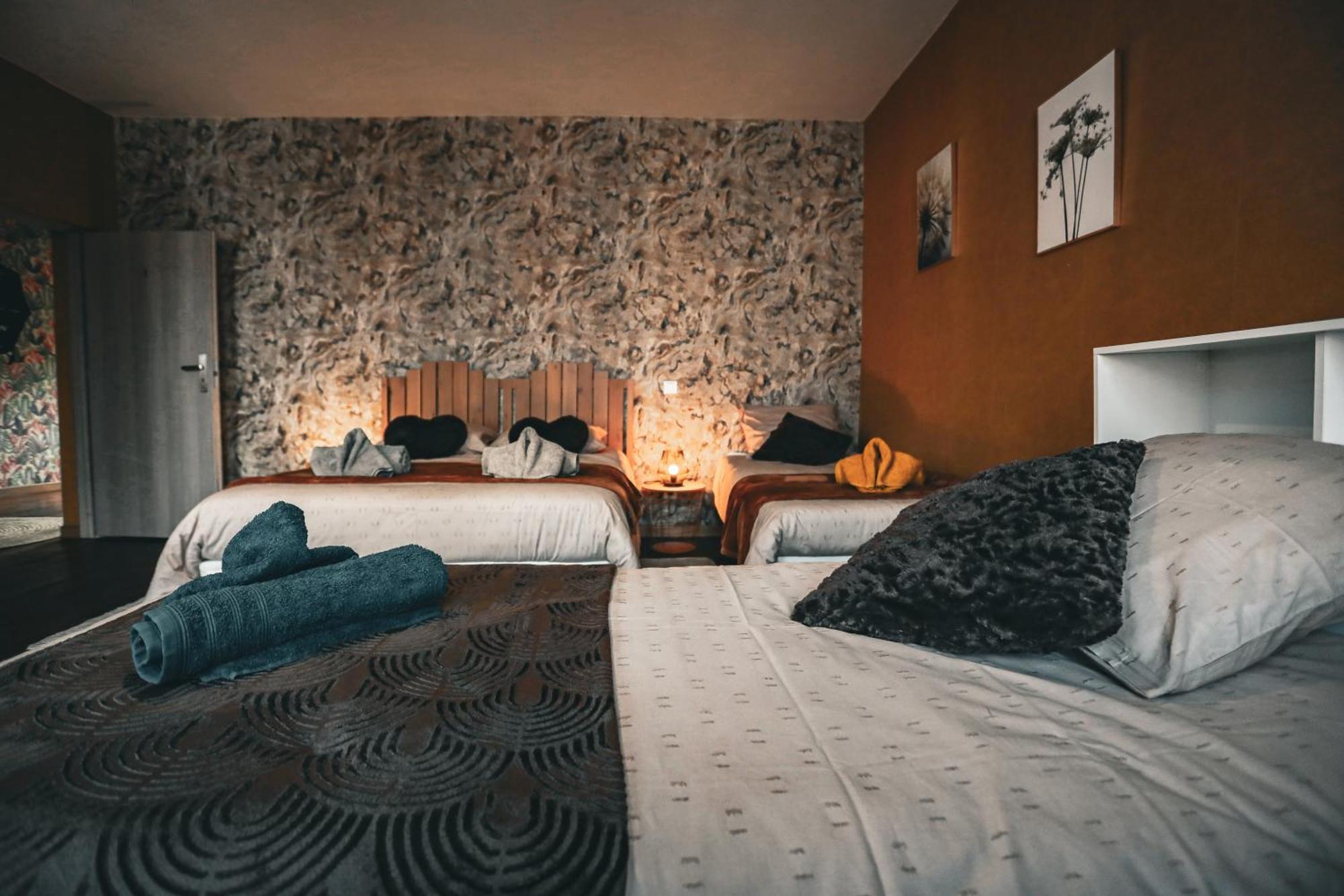 Gite , Au Dormeur Du Val Vireux-Wallerand Buitenkant foto