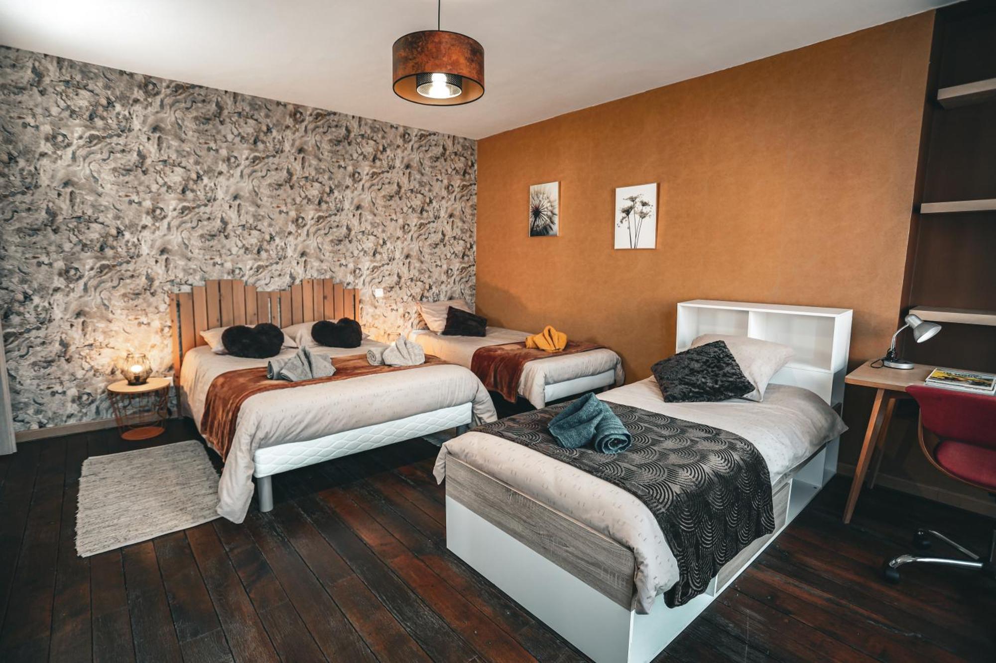 Gite , Au Dormeur Du Val Vireux-Wallerand Buitenkant foto